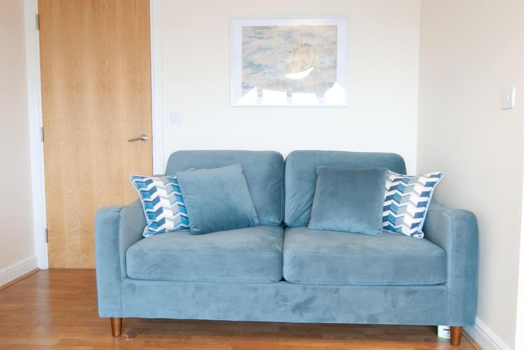 *New* 2-Bed Modern Apartment Burton-upon-Trent Extérieur photo
